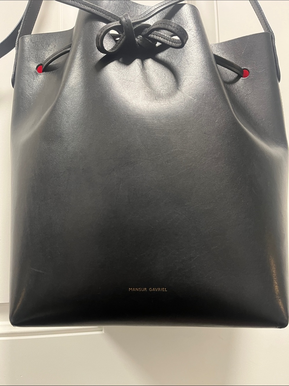 Mansur Gavriel Black Leather Bucket Shoulder Bag with Red Eyelet 13 x12.5x 6 - Picture 2 of 16